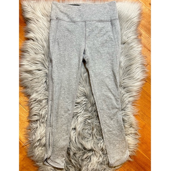 Free People Movement Leggings High Rise Infinity Symbol Cutout Size Medium - Picture 3 of 5